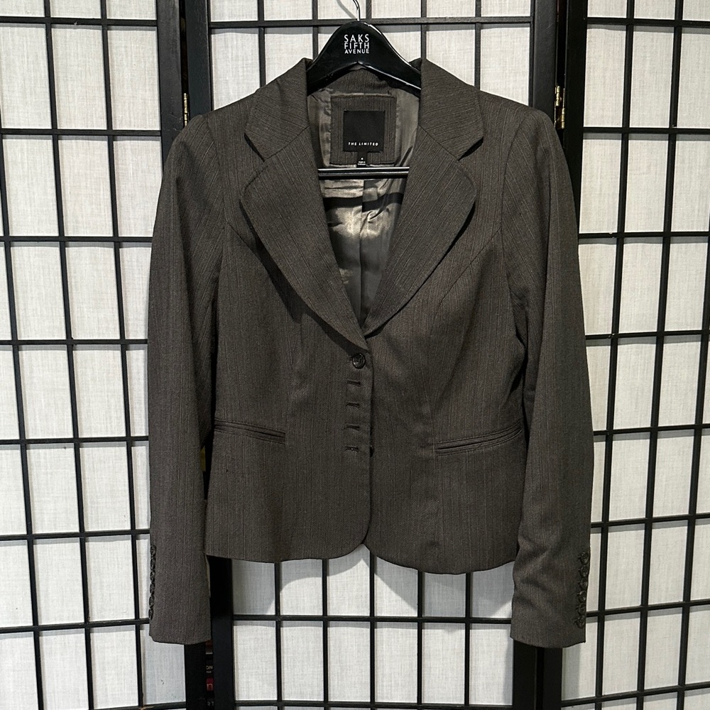 The Limited Women's Dark Gray Striped Blazer Lined EUC Size 8